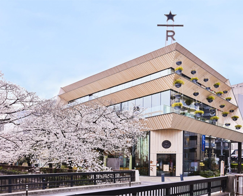 【TOPICS】STARBUCKS JAPAN ชวนคุณจิบกาแฟพร้อมดื่มด่ำวิวซากุระ